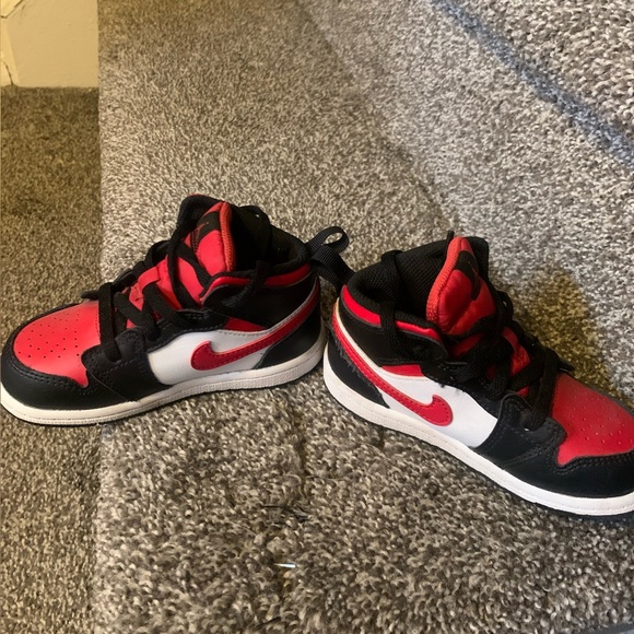 Jordan 1 - Picture 3 of 6